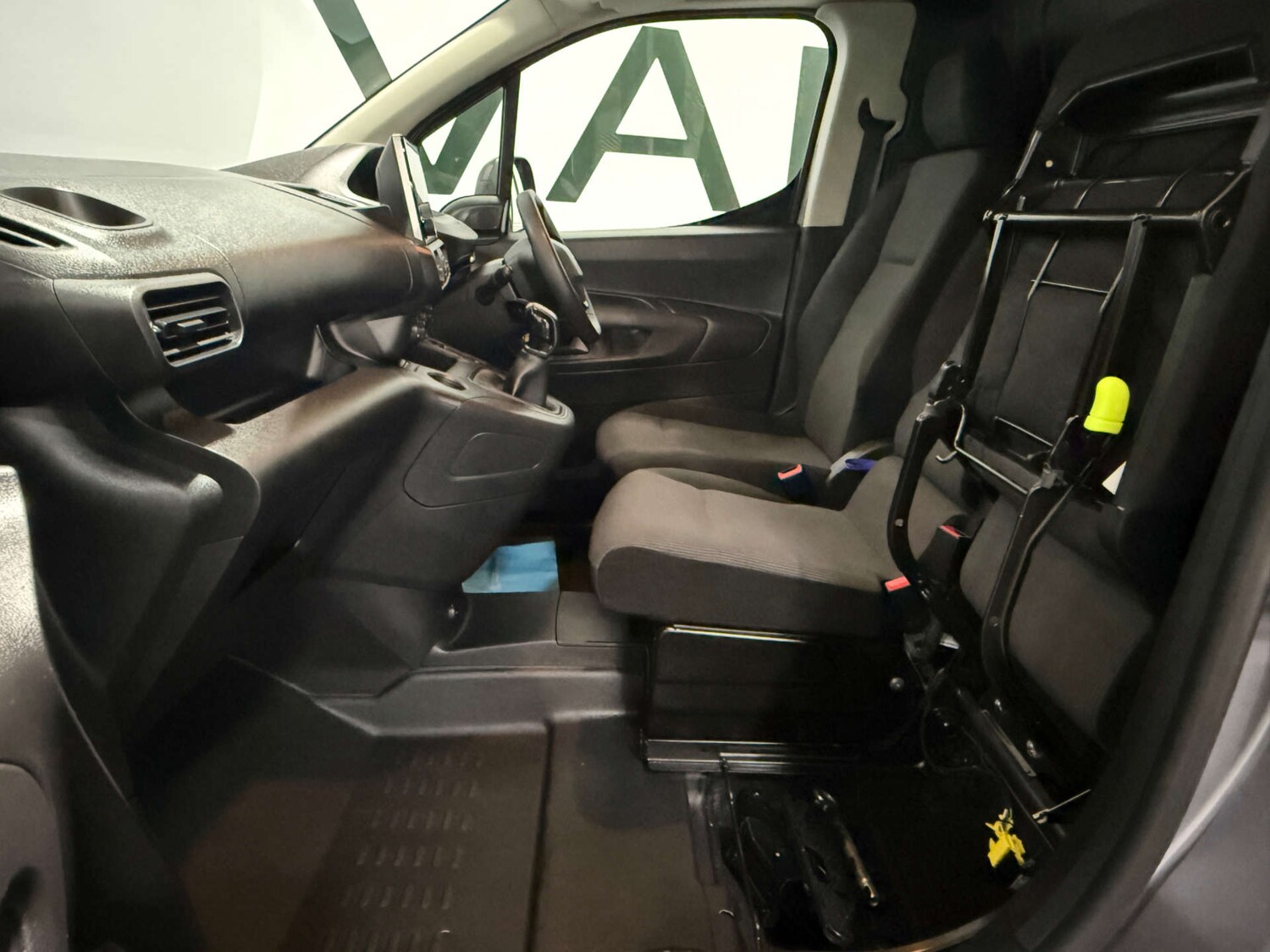 Used Peugeot Partner 2021 for sale - 76601547: Photo 38