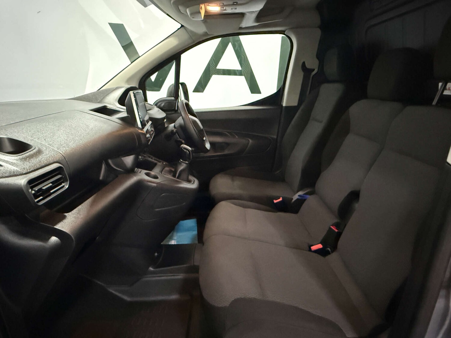 Used Peugeot Partner 2021 for sale - 76601547: Photo 39