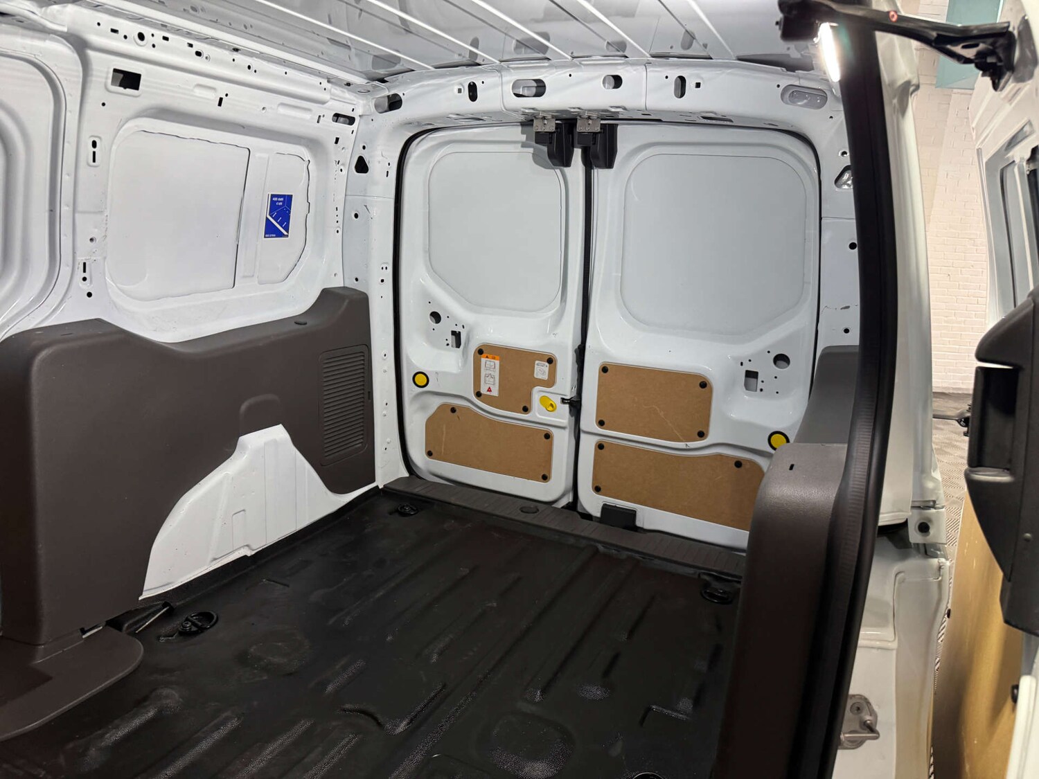 Used Ford Transit Connect 2024 for sale - 78027758: Photo 27