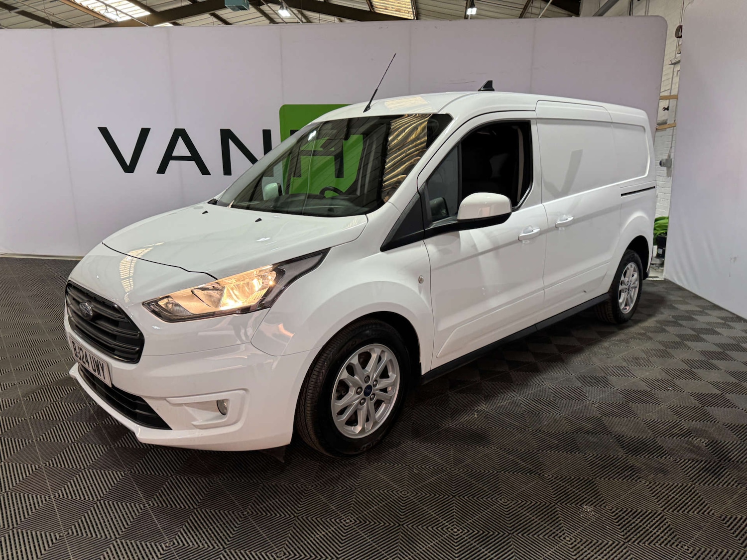 Used Ford Transit Connect 2024 for sale - 78027758: Photo 6