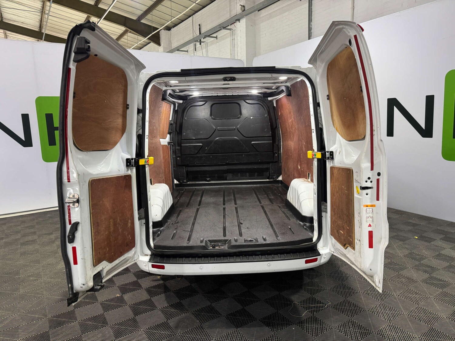 Used Ford Transit Custom 2022 for sale - 77337002: Photo 29