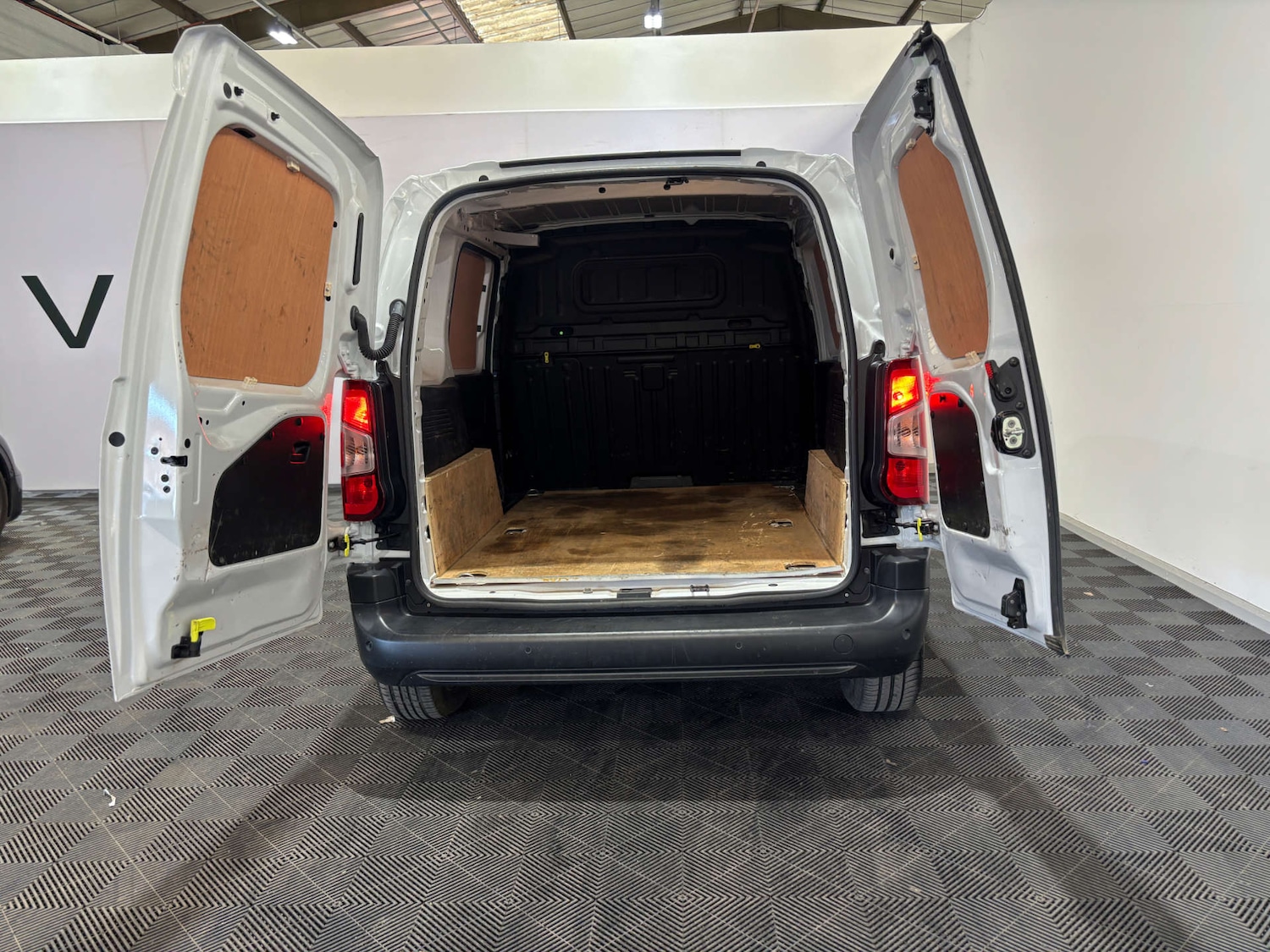 Vehicle 29