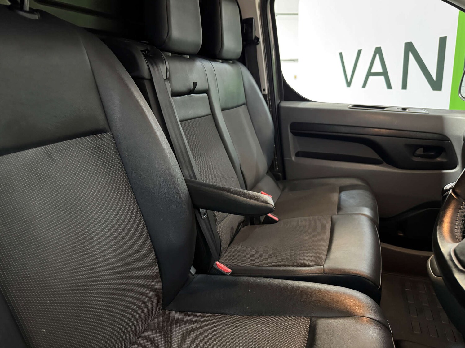 Used Citroen Dispatch 2020 for sale - 76971028: Photo 36