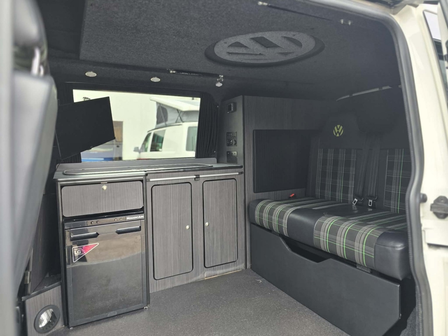 Used Volkswagen Transporter 2017 for sale - 78018342: Photo 8