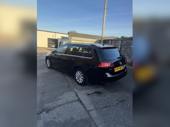 Used Volkswagen Golf 2015 for sale - 77065717: Photo