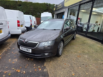 Used Skoda Superb 2014 for sale - 77049262: Photo