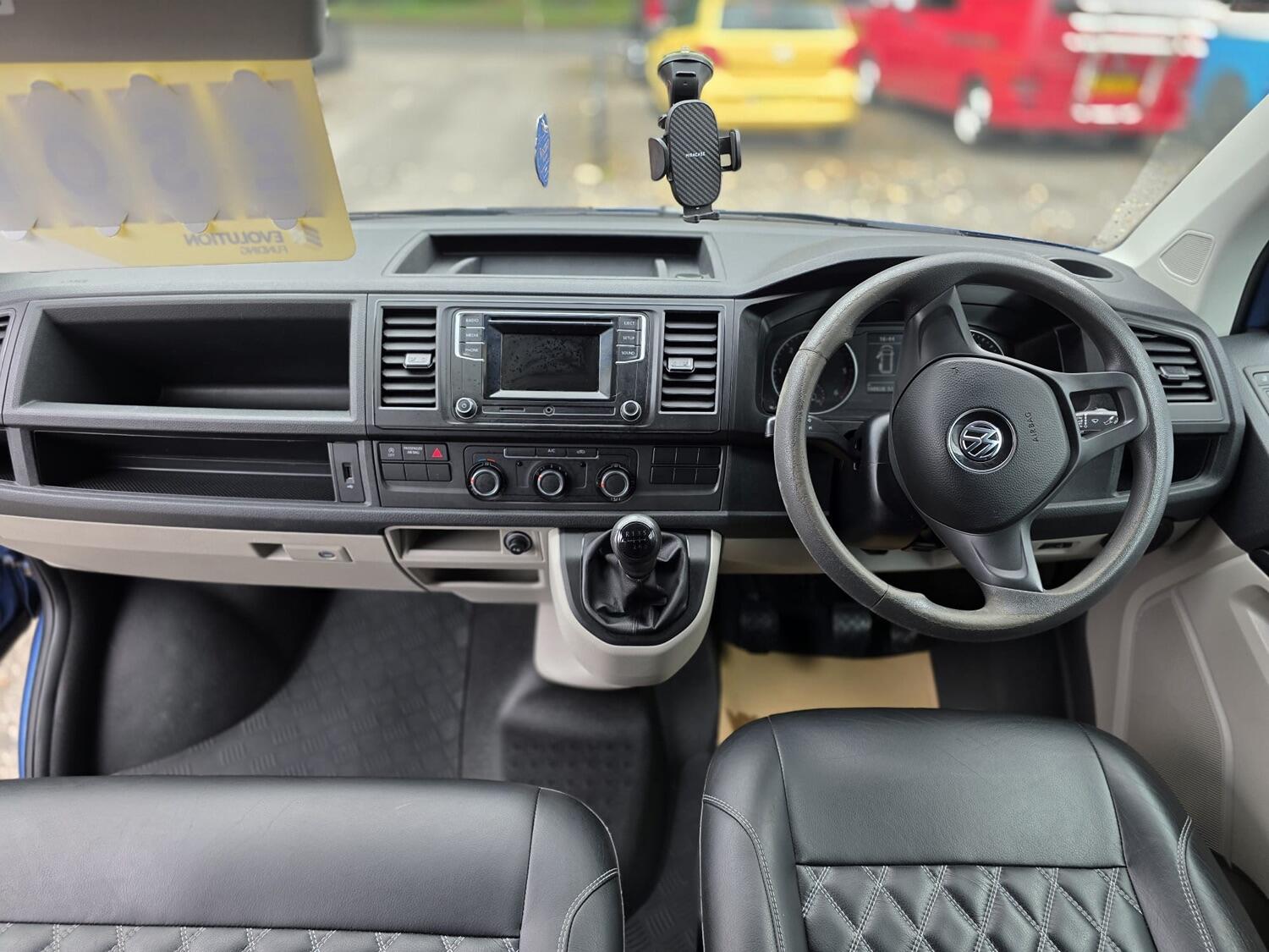 Used Volkswagen Transporter 2019 for sale - 76571136: Photo 4