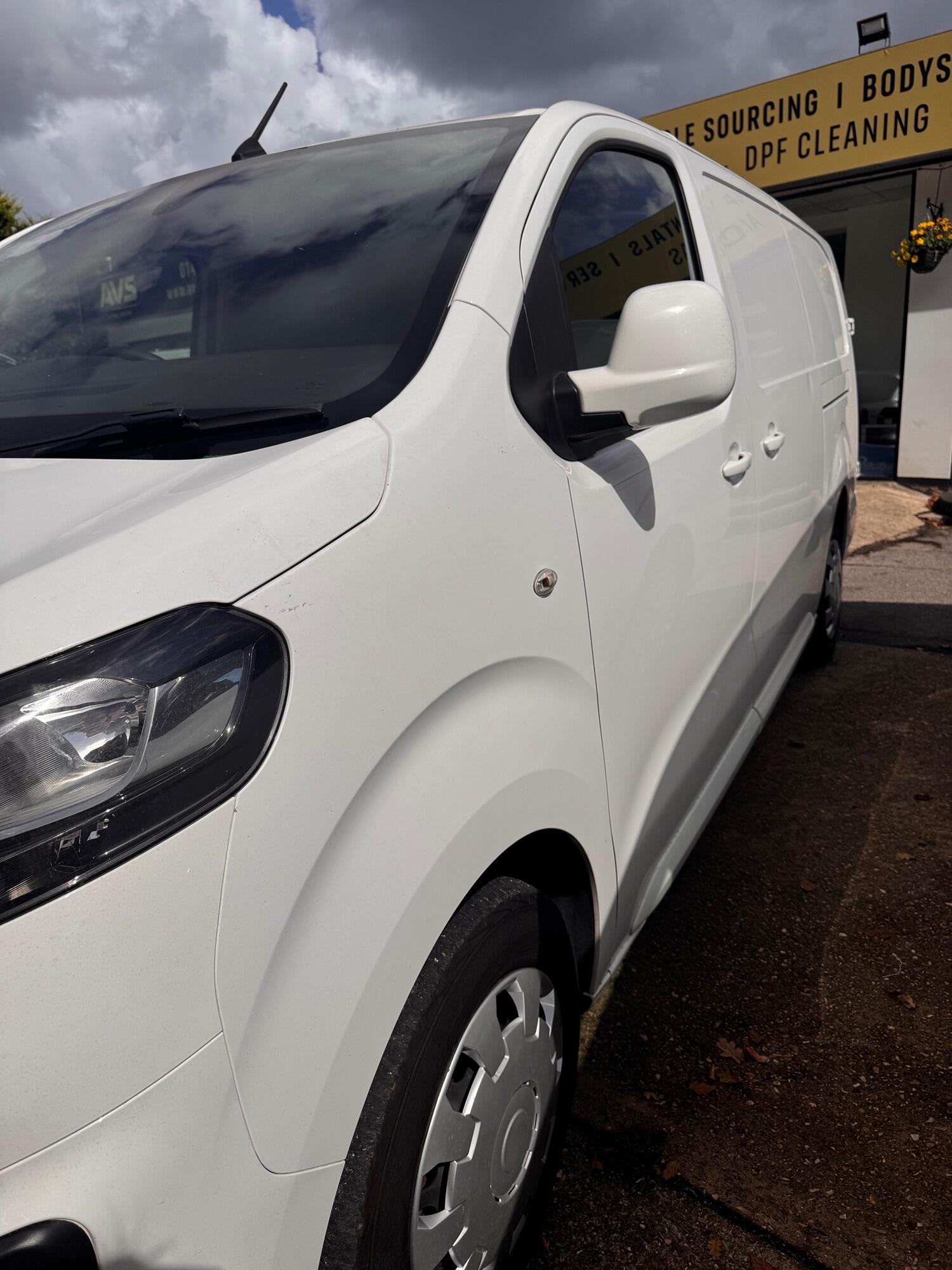 Used Vauxhall Vivaro 2021 for sale - 77464851: Photo 3