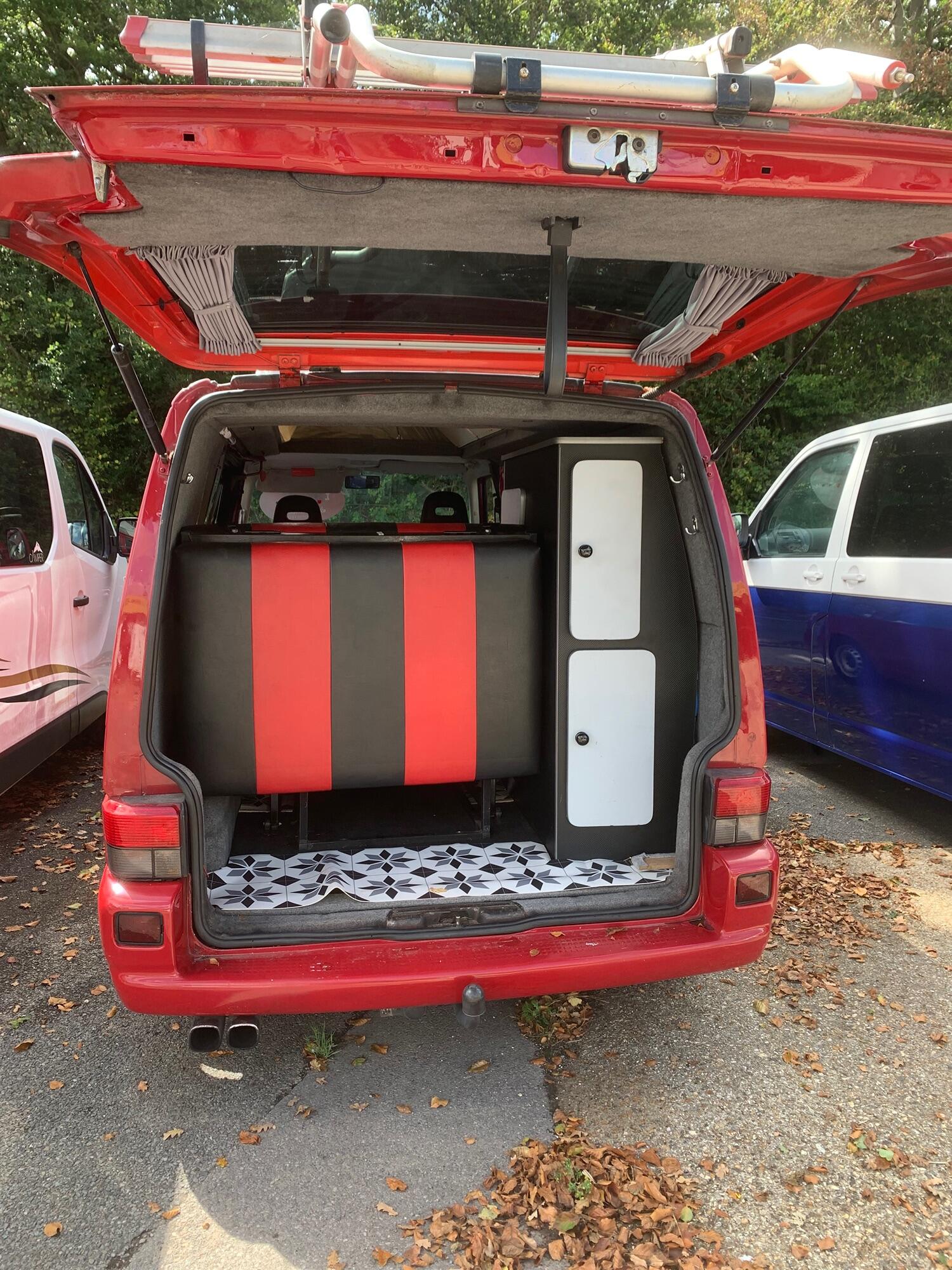 Used Volkswagen Transporter 2003 for sale - 77080744: Photo 3