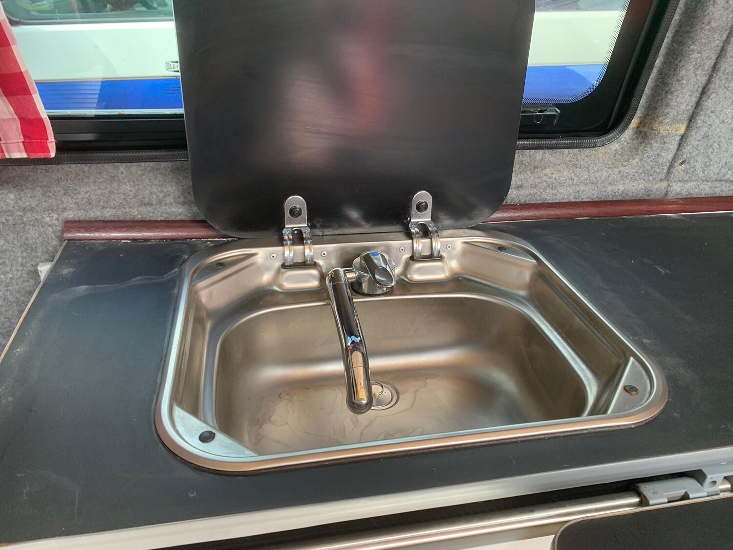 Used Volkswagen Transporter 2003 for sale - 77080744: Photo 8