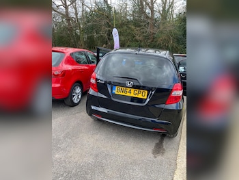Used Honda Jazz 2014 for sale - 76040996: Photo