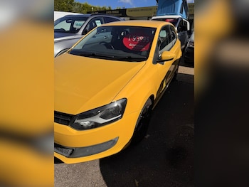 Used Volkswagen Polo 2011 for sale - 76058081: Photo