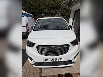 Vauxhall - Combo