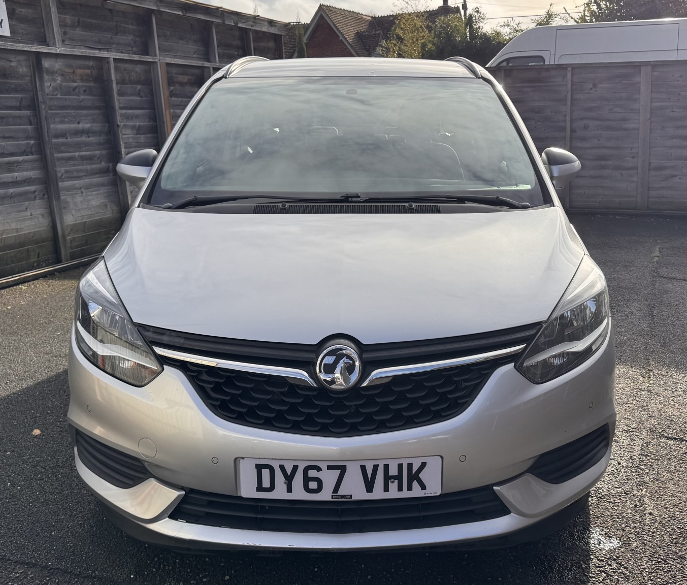 Used Vauxhall Zafira Tourer 2017 for sale - 76471182: Photo 1