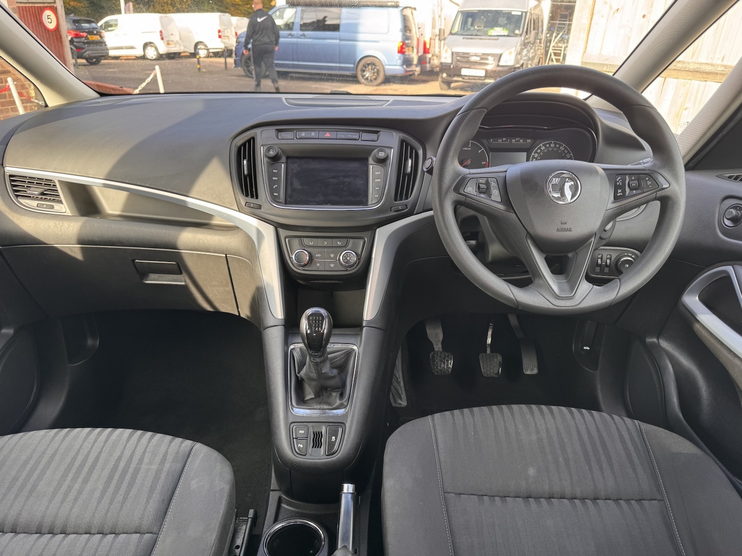 Used Vauxhall Zafira Tourer 2017 for sale - 76471182: Photo 11