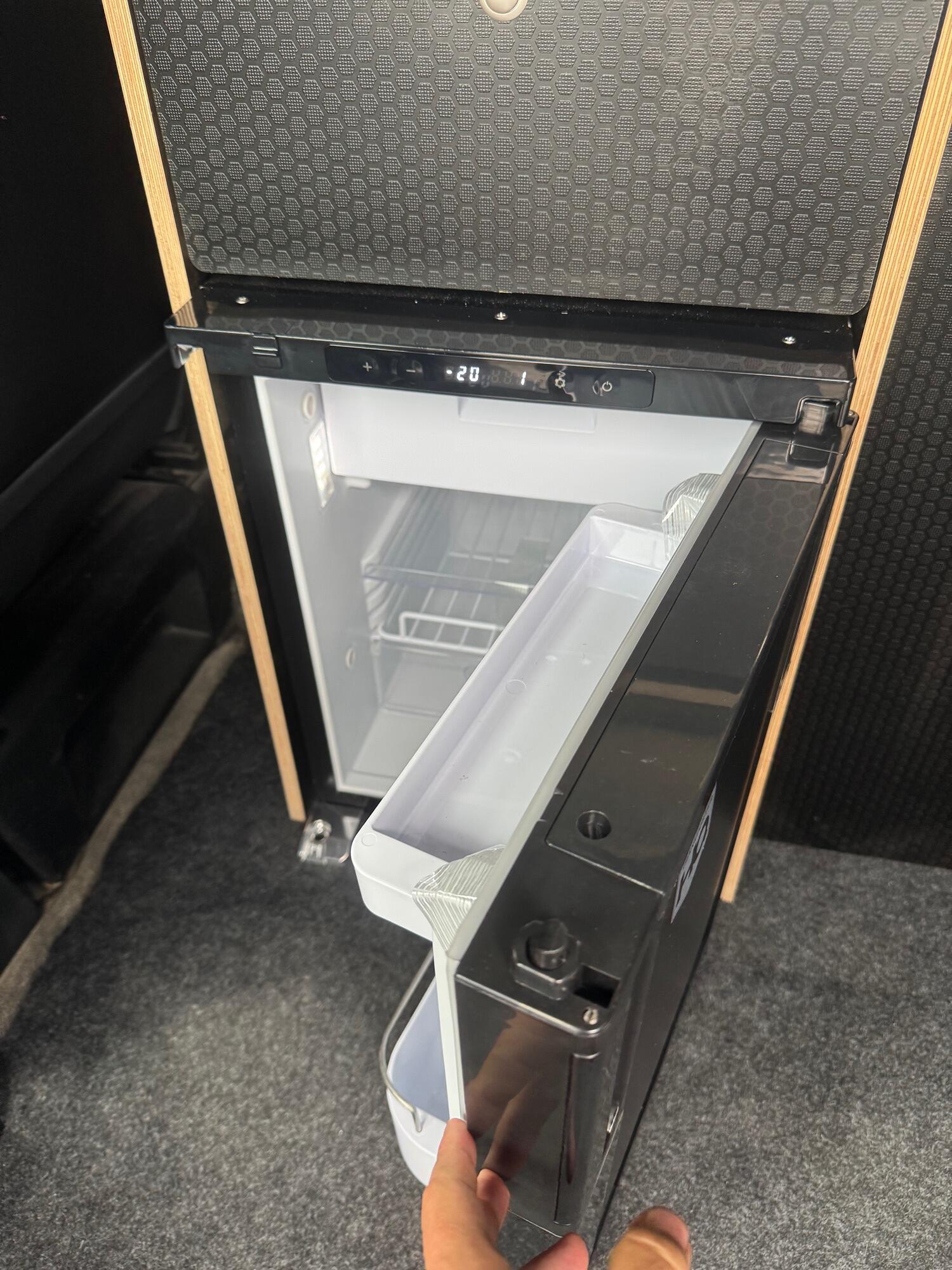 Used Volkswagen Transporter 2004 for sale - 77049292: Photo 19