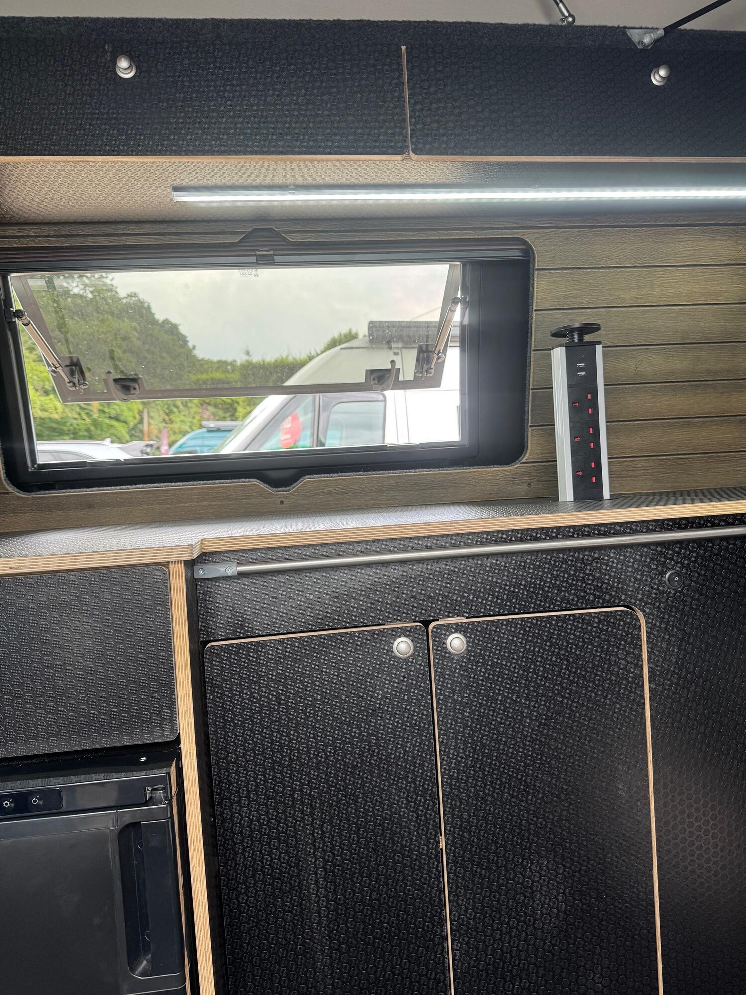 Used Volkswagen Transporter 2004 for sale - 77049292: Photo 20