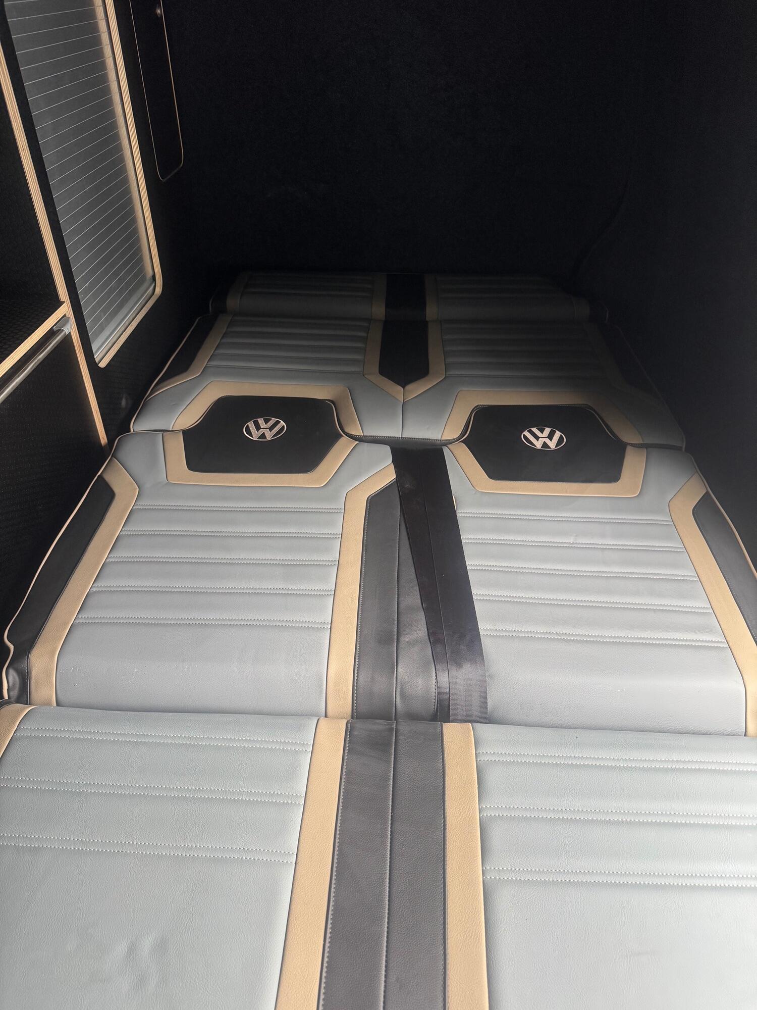 Used Volkswagen Transporter 2004 for sale - 77049292: Photo 24