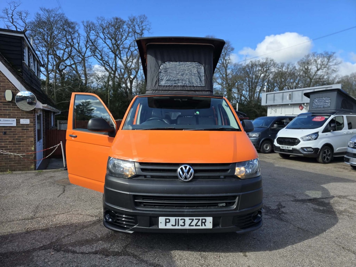Used Volkswagen Transporter 2013 for sale - 77891563: Photo 2