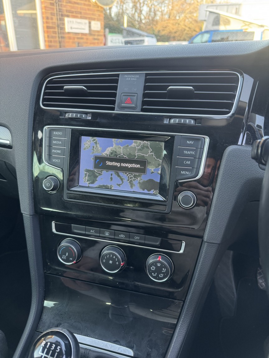 Used Volkswagen Golf 2015 for sale - 77880986: Photo 11