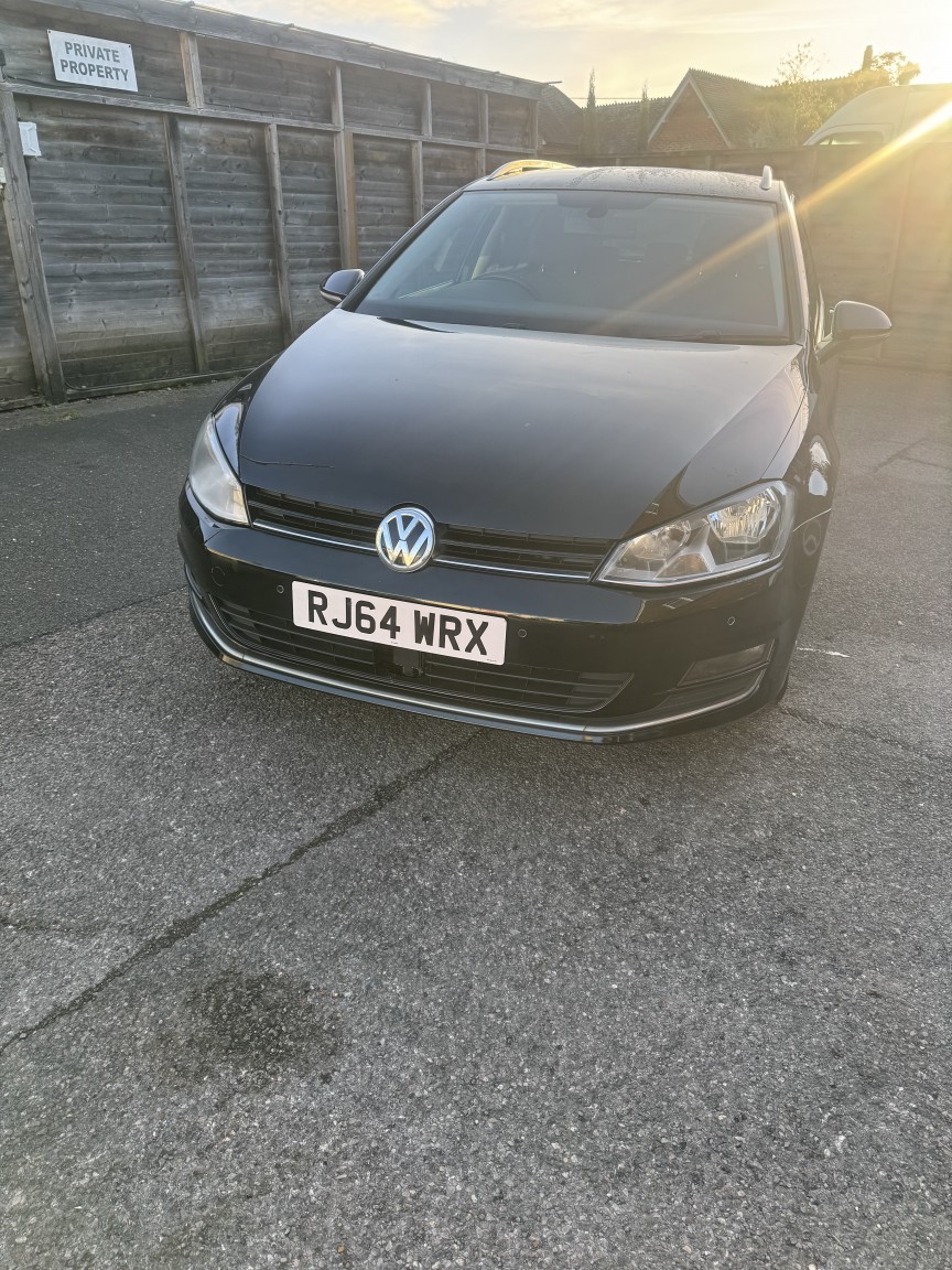 Used Volkswagen Golf 2015 for sale - 77880986: Photo 2