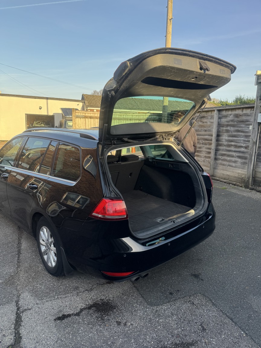 Used Volkswagen Golf 2015 for sale - 77880986: Photo 7