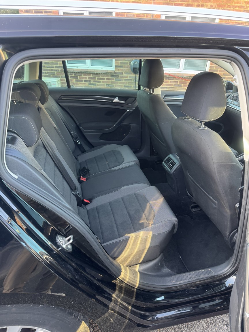 Used Volkswagen Golf 2015 for sale - 77880986: Photo 8