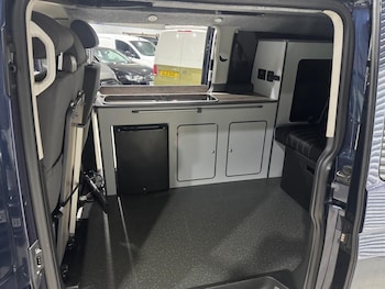 Used Volkswagen Transporter Shuttle 2013 for sale - 79473491: Photo