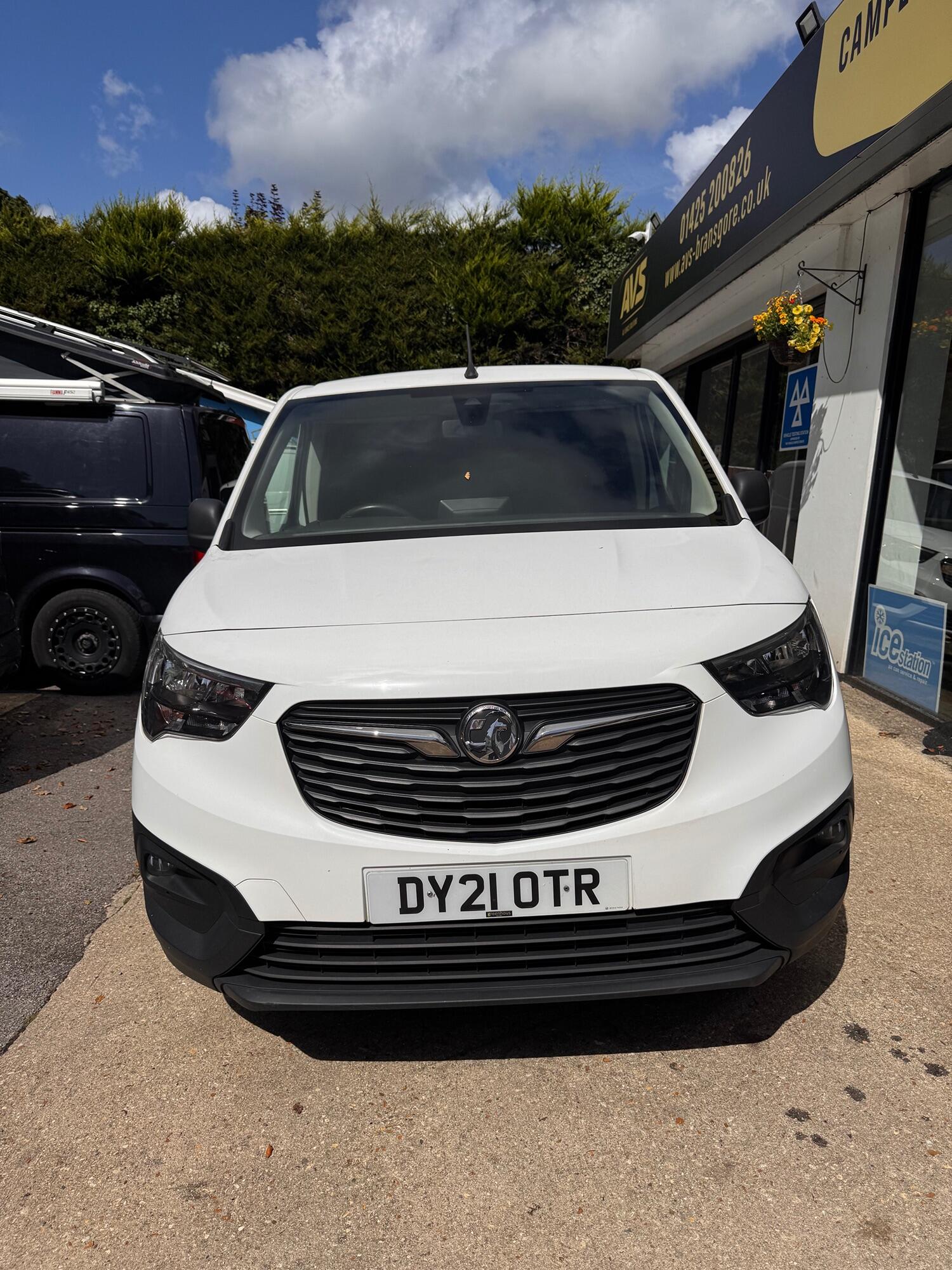 Used Vauxhall Combo 2021 for sale - 76281337: Photo 1