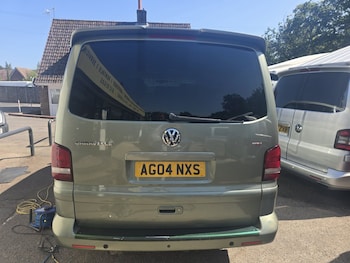 Used Volkswagen Caravelle 2004 for sale - 79473492: Photo