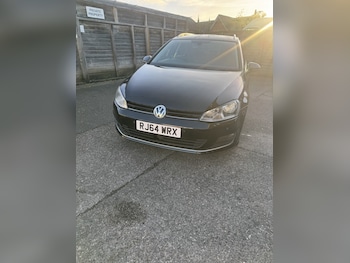 Used Volkswagen Golf 2015 for sale - 79091371: Photo