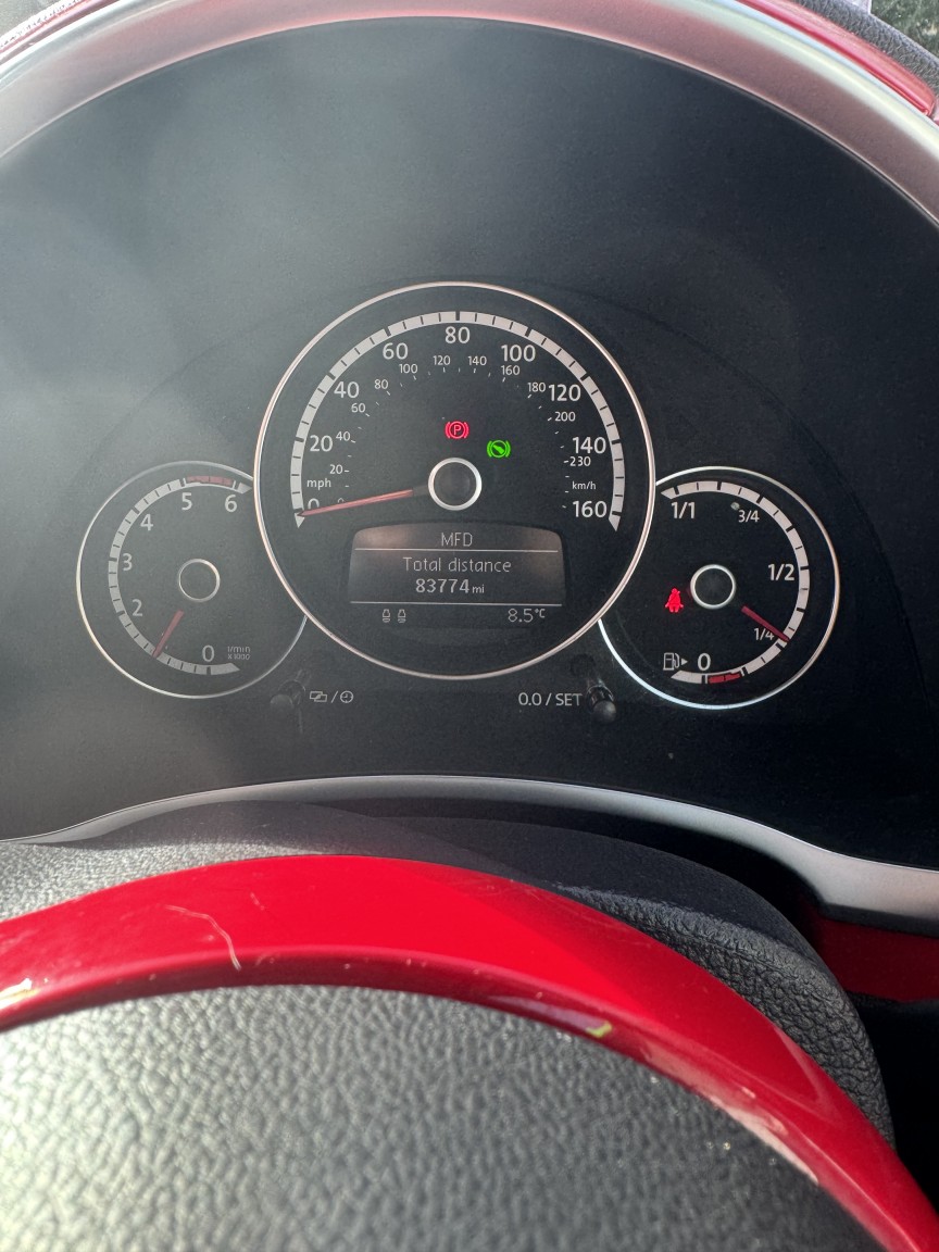 Used Volkswagen Beetle 2013 for sale - 77395170: Photo 13