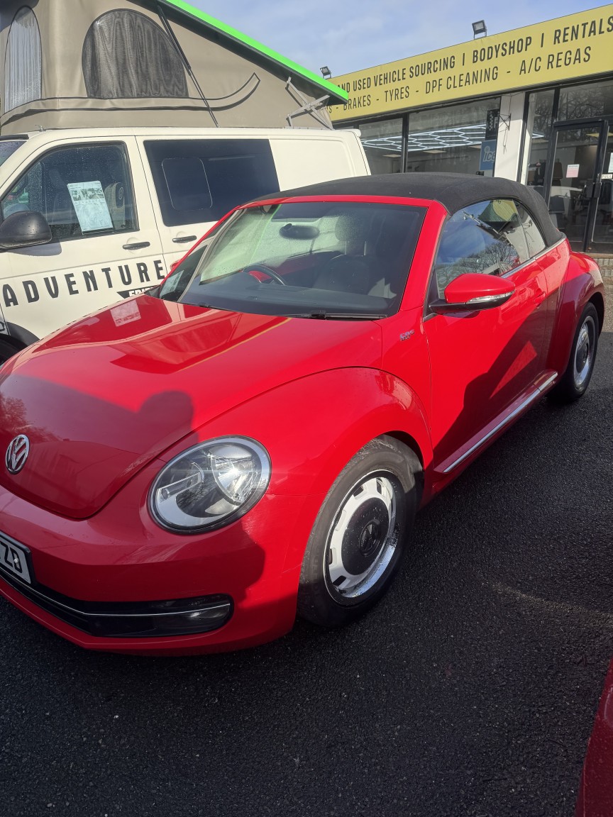 Used Volkswagen Beetle 2013 for sale - 77395170: Photo 2