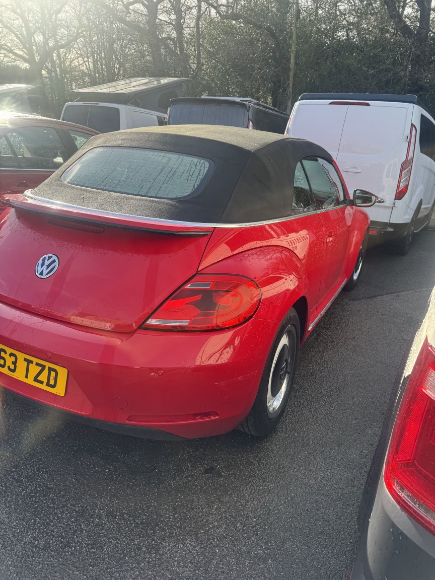 Used Volkswagen Beetle 2013 for sale - 77395170: Photo 6