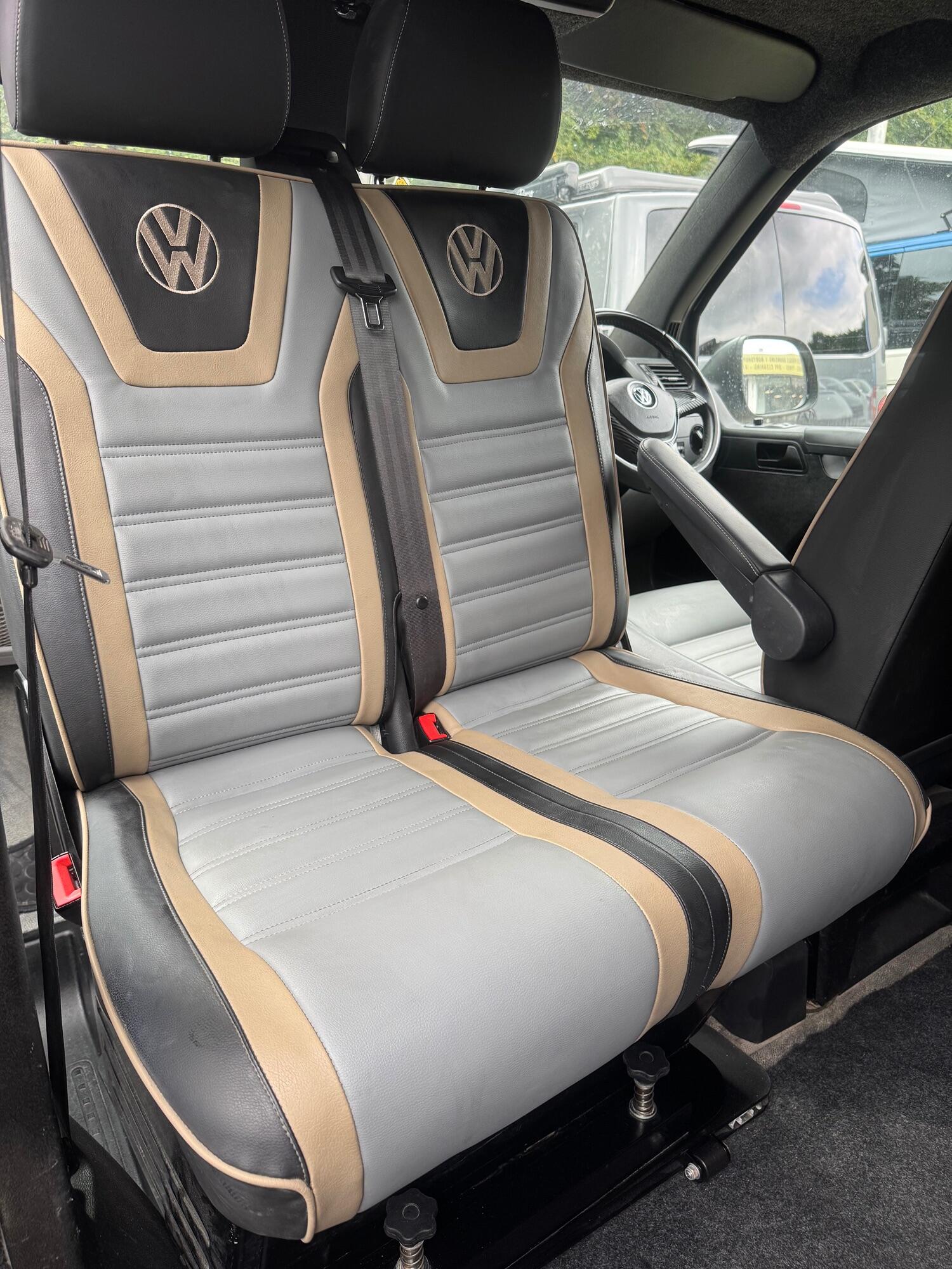 Used Volkswagen Transporter 2004 for sale - 77639000: Photo 16