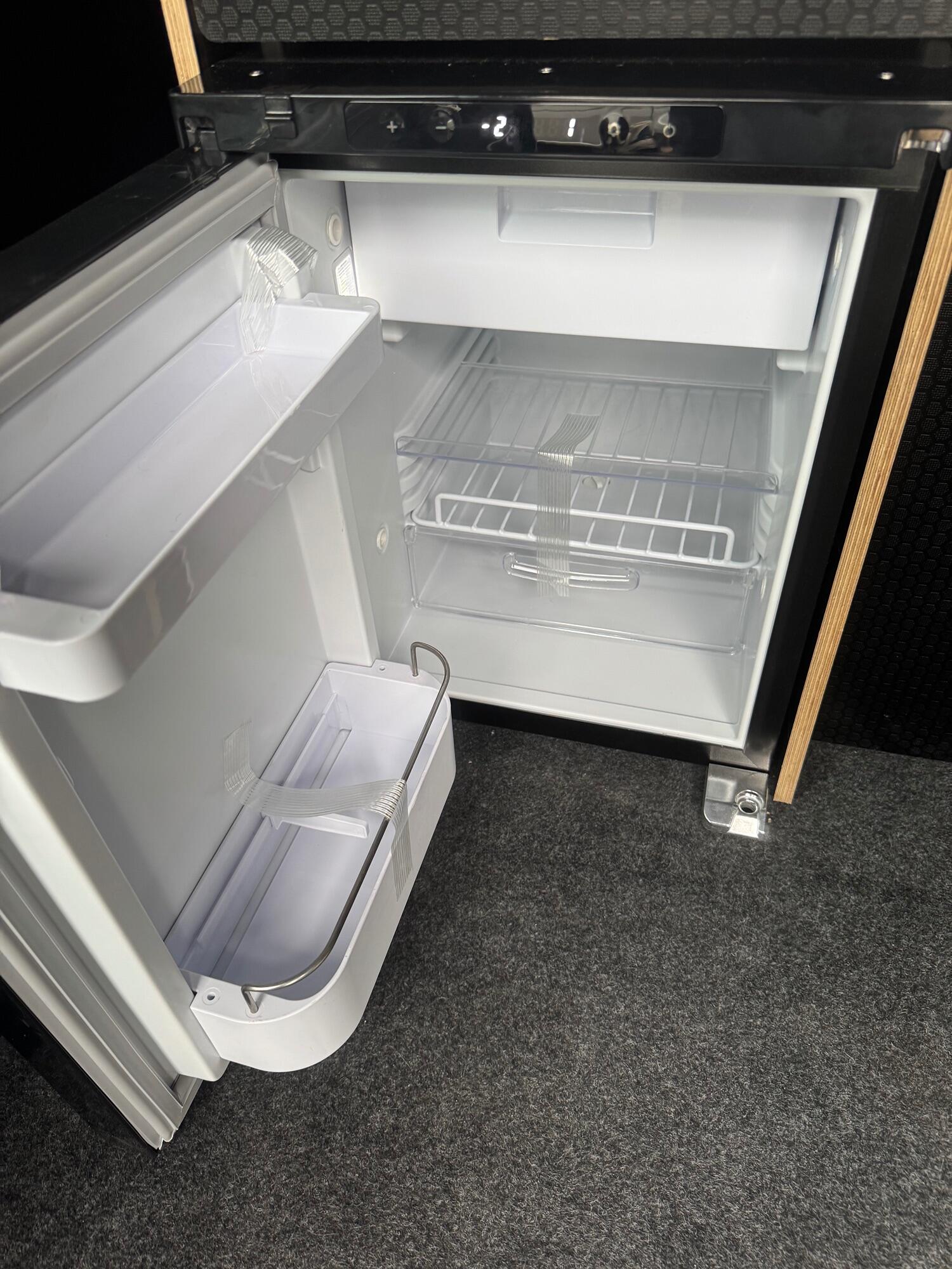 Used Volkswagen Transporter 2004 for sale - 77639000: Photo 18