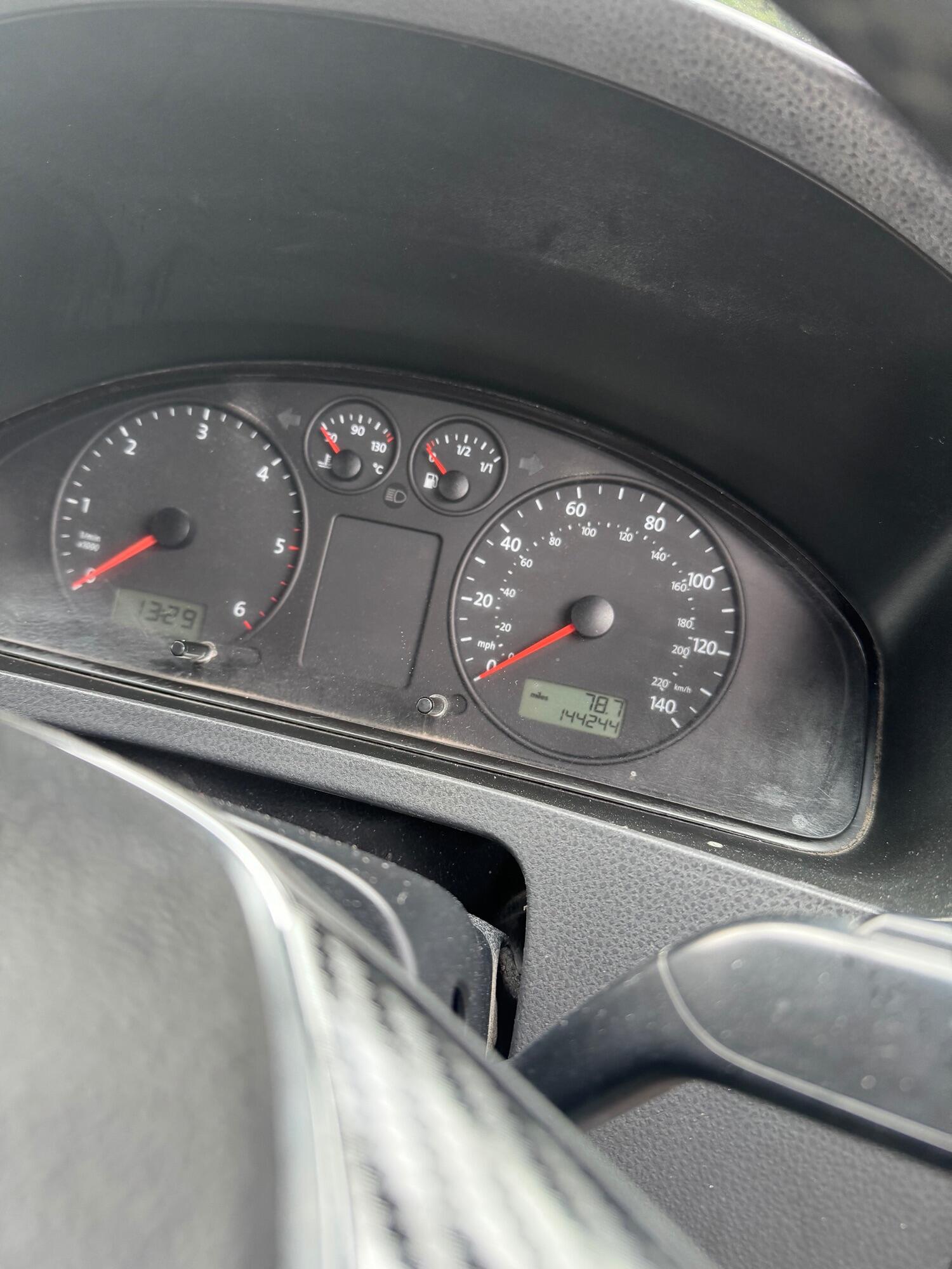 Used Volkswagen Transporter 2004 for sale - 77639000: Photo 7