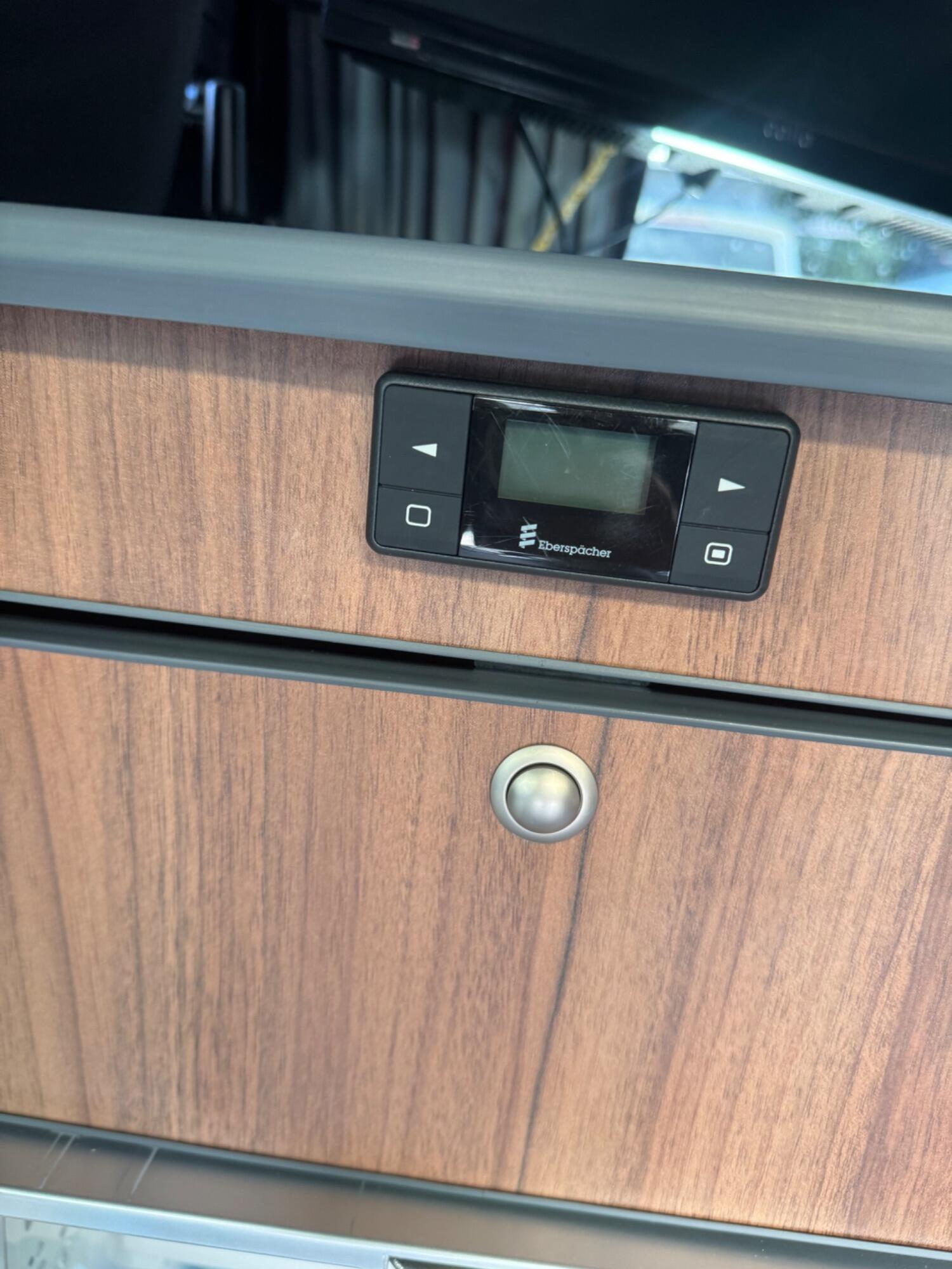 Used Volkswagen Transporter 2016 for sale - 77991623: Photo 12