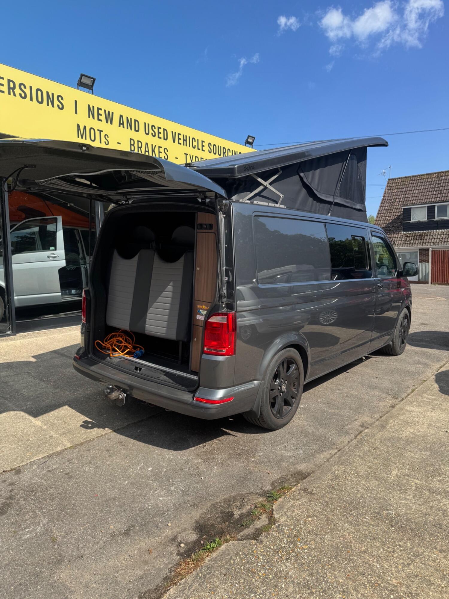 Used Volkswagen Transporter 2016 for sale - 77991623: Photo 2