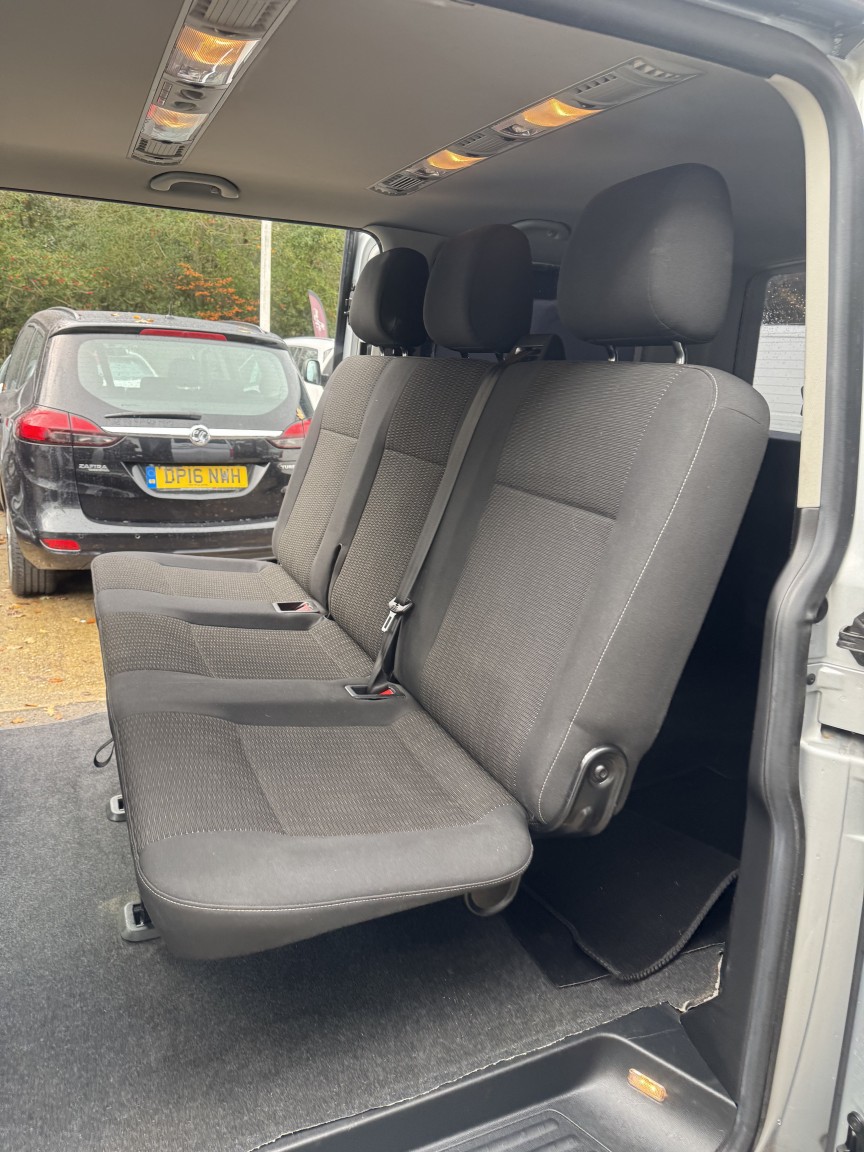 Used Volkswagen Transporter Shuttle 2018 for sale - 76911108: Photo 10