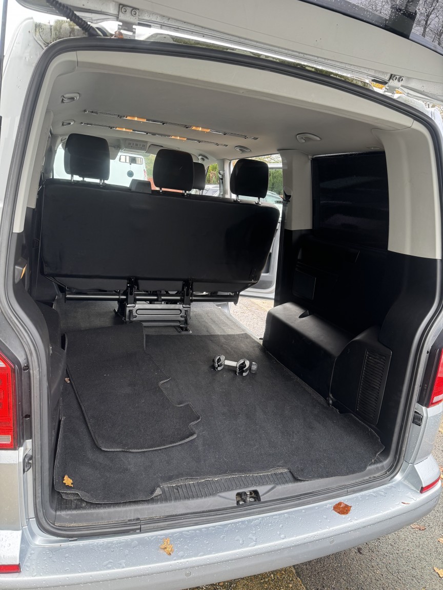 Used Volkswagen Transporter Shuttle 2018 for sale - 76911108: Photo 11