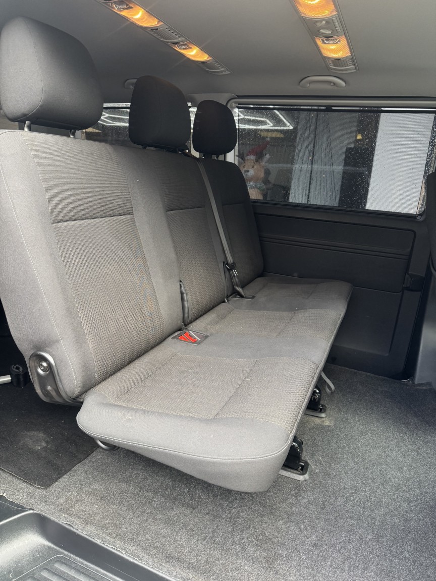 Used Volkswagen Transporter Shuttle 2018 for sale - 76911108: Photo 6