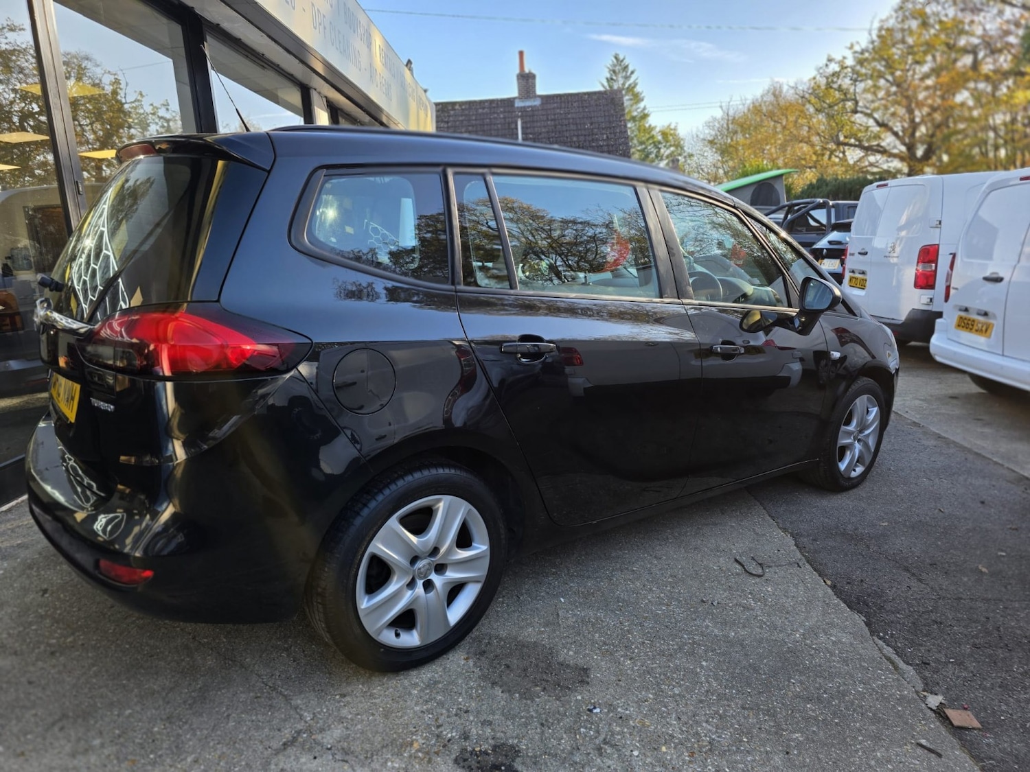 Used Vauxhall Zafira Tourer 2016 for sale - 76656173: Photo 3