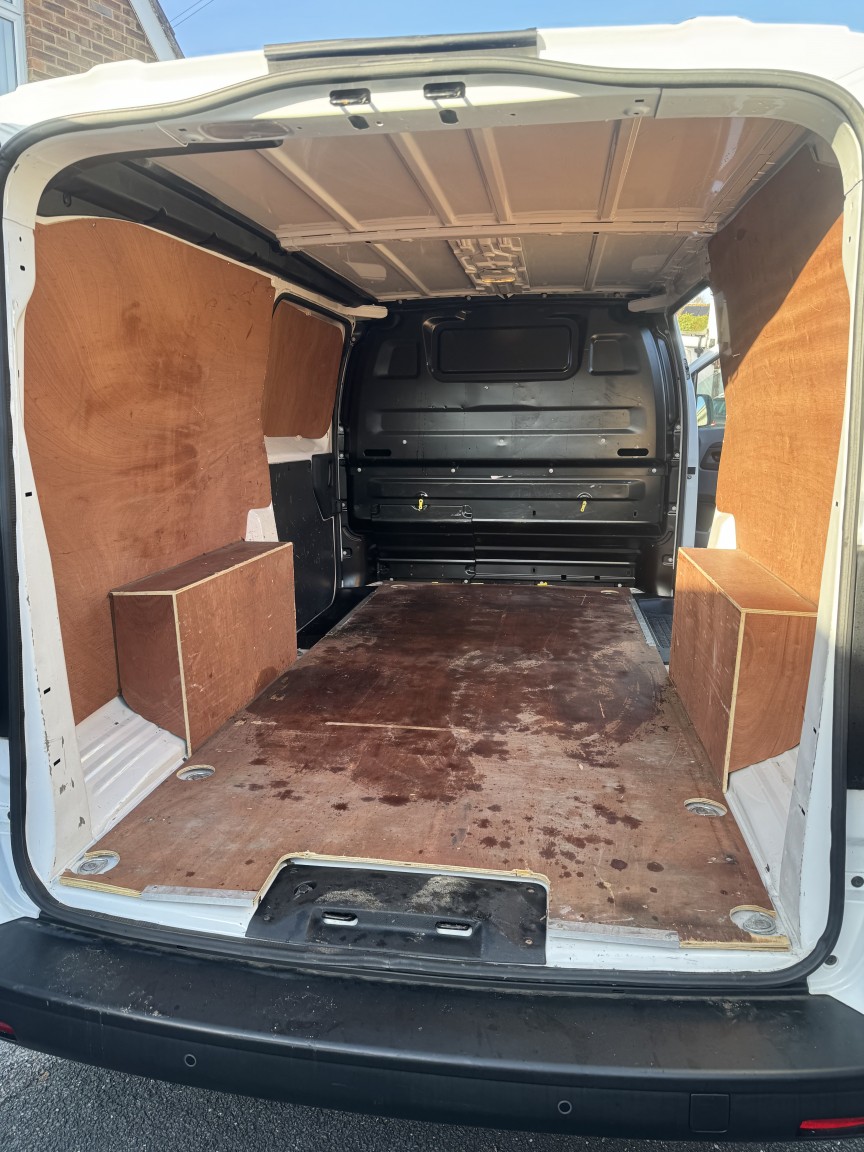 Used Vauxhall Vivaro 2020 for sale - 76725758: Photo 11