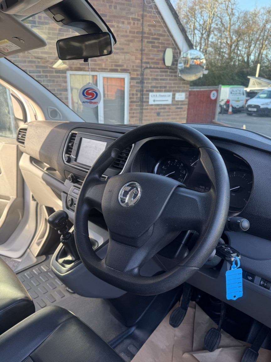 Used Vauxhall Vivaro 2020 for sale - 76725758: Photo 9