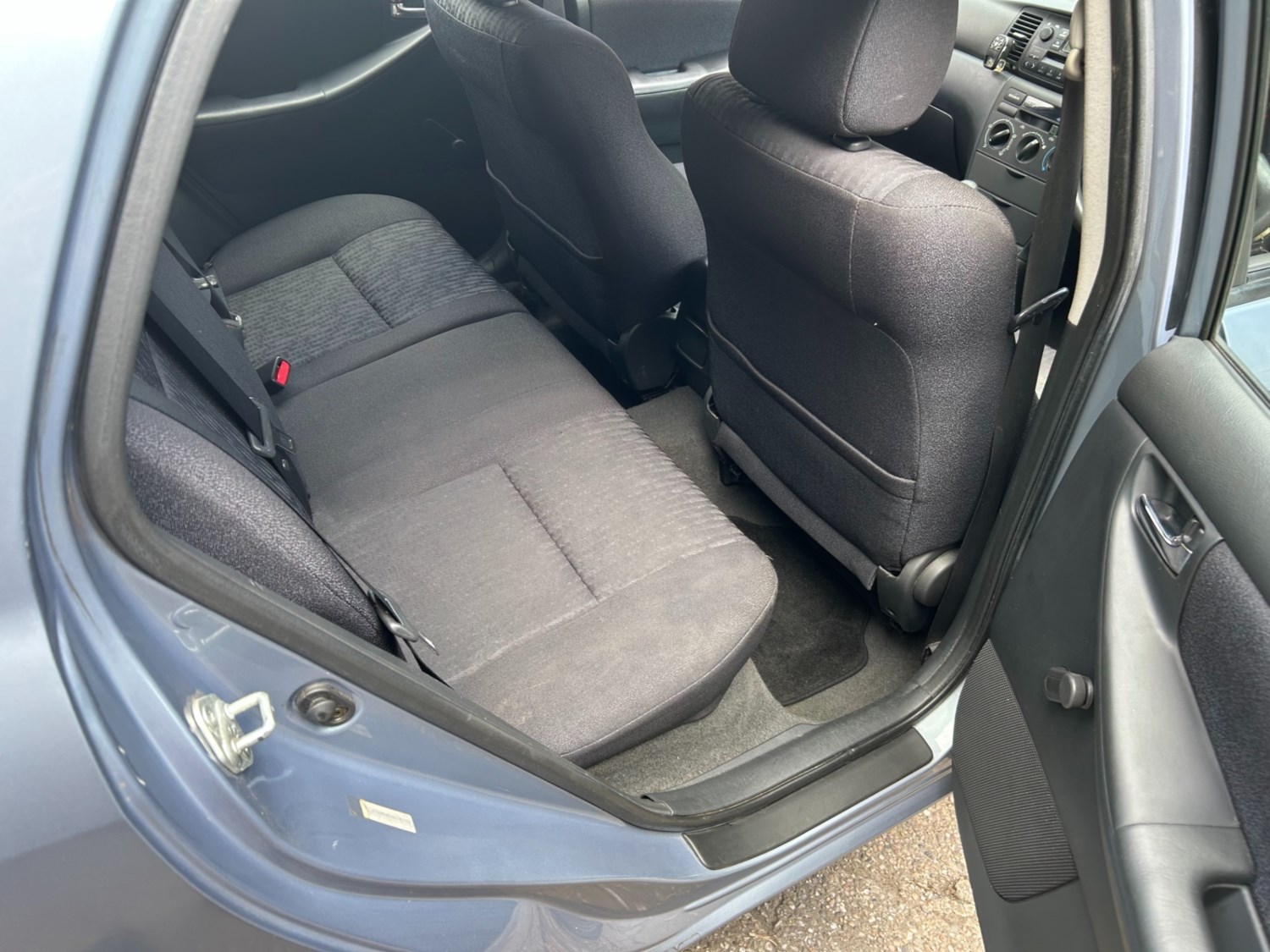 Toyota Corolla 2004 (04) - 1.4 VVT-i T2 5dr - Image 10