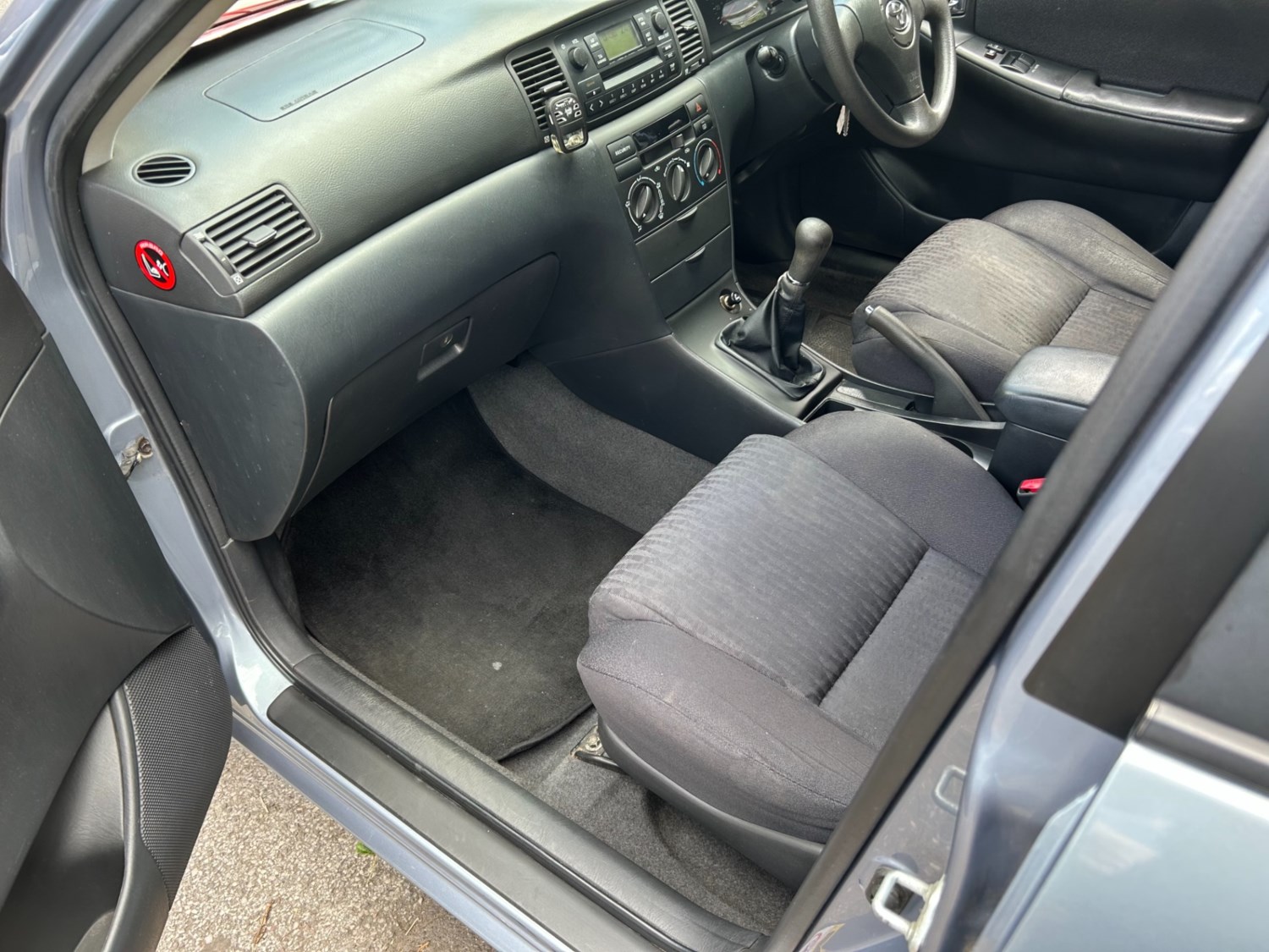 Toyota Corolla 2004 (04) - 1.4 VVT-i T2 5dr - Image 7