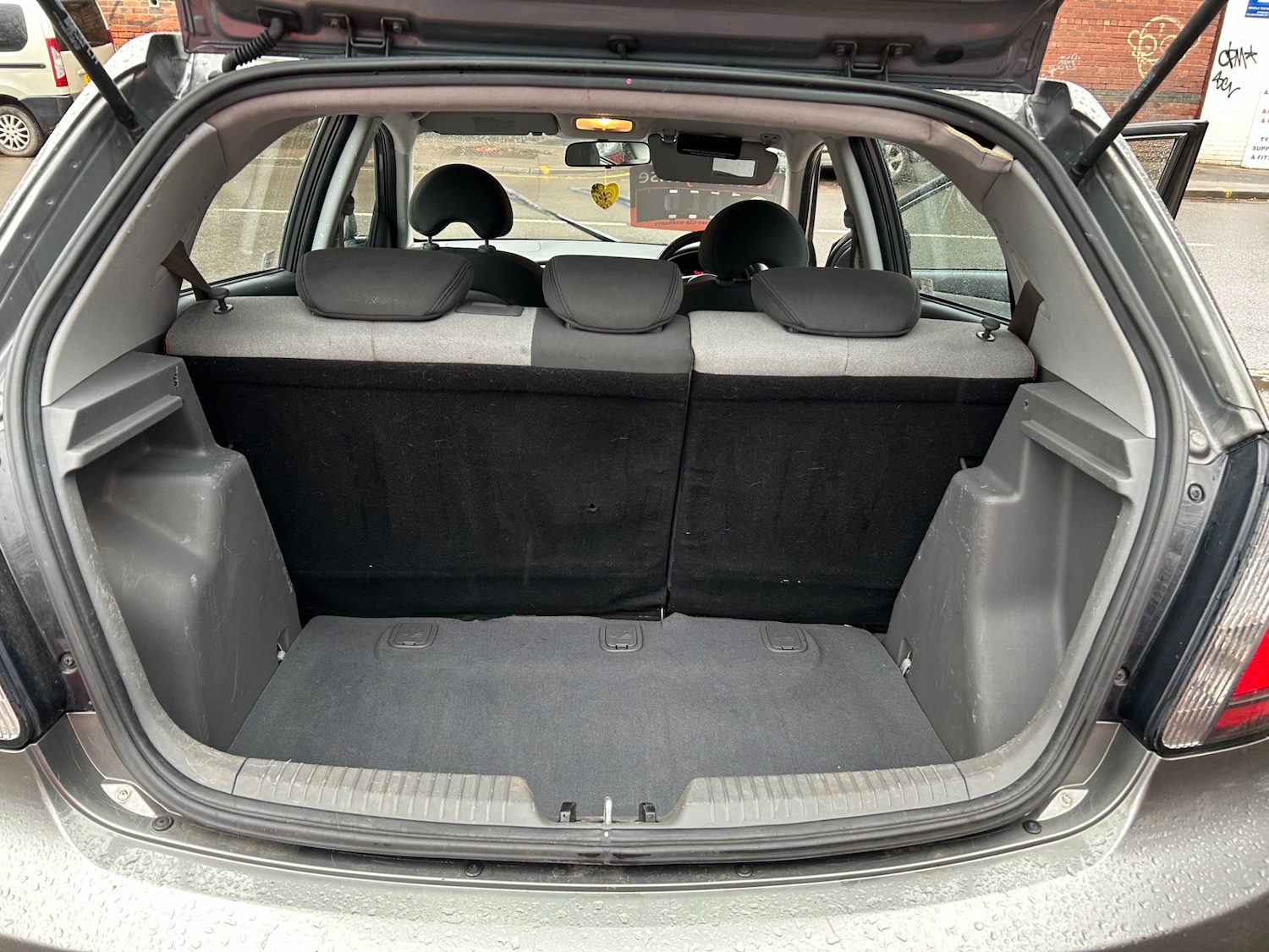 Used Kia Rio 2011 for sale - 77616170: Photo 12