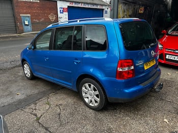 Used Volkswagen Touran undefined for sale - 79673464: Photo