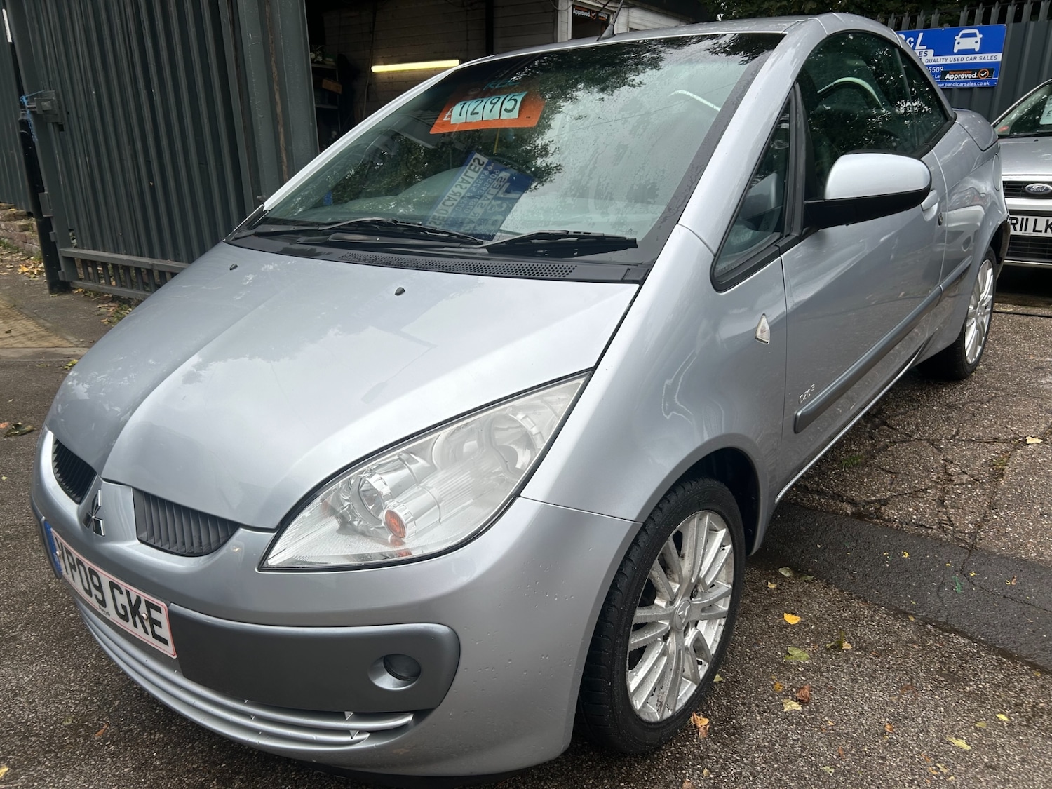 Used Mitsubishi Colt 2009 for sale - 76230982: Photo 5